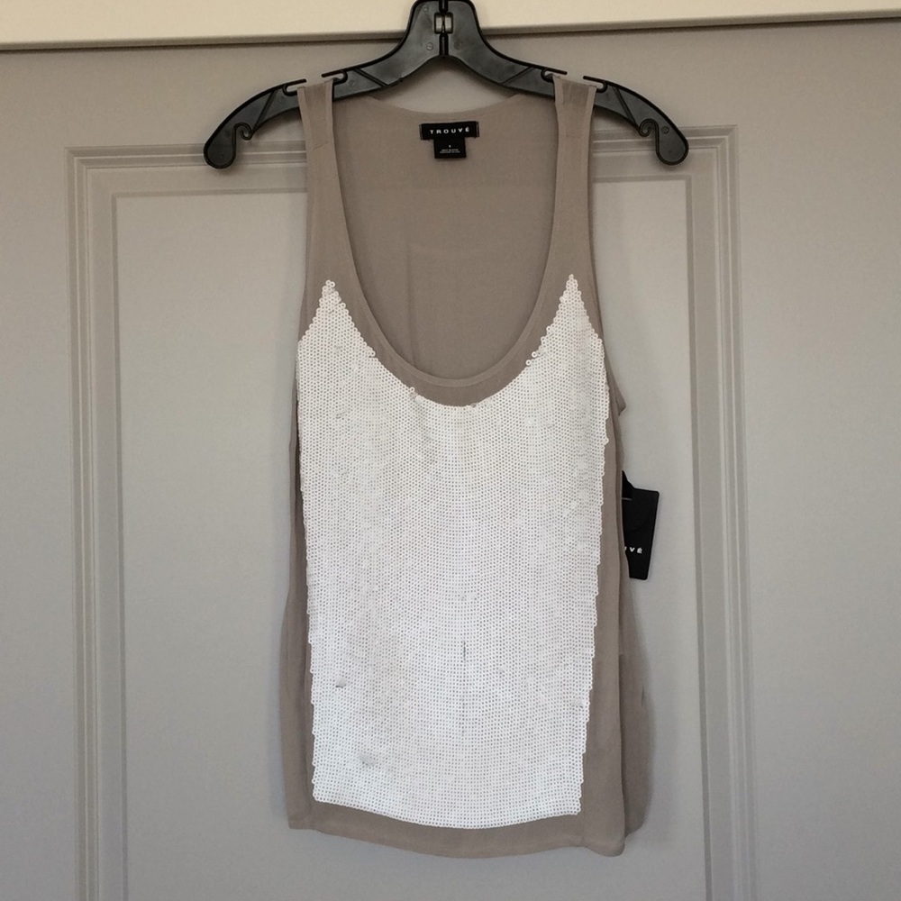 Trouve Tank